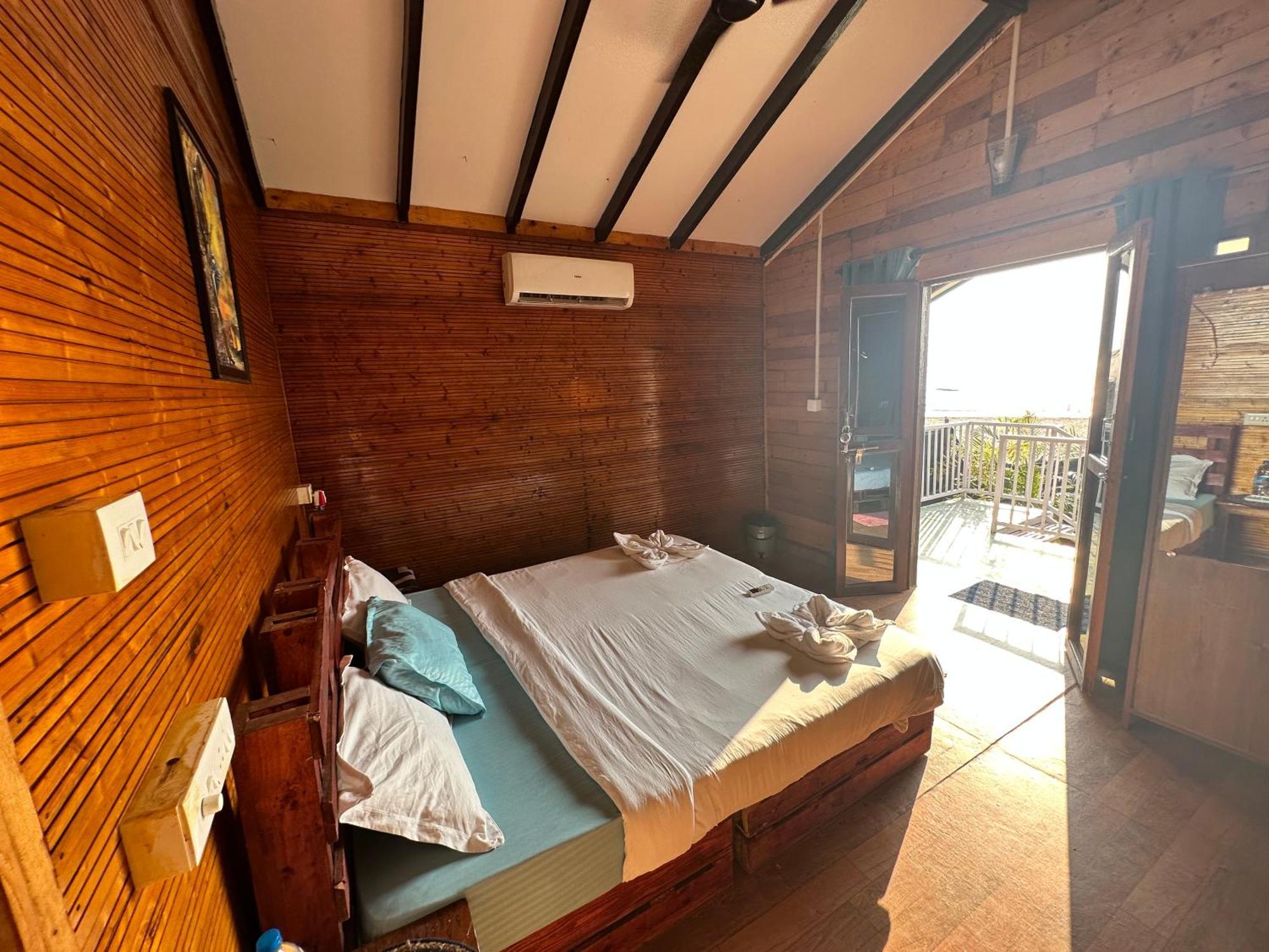 New Common Home Agonda Exterior photo