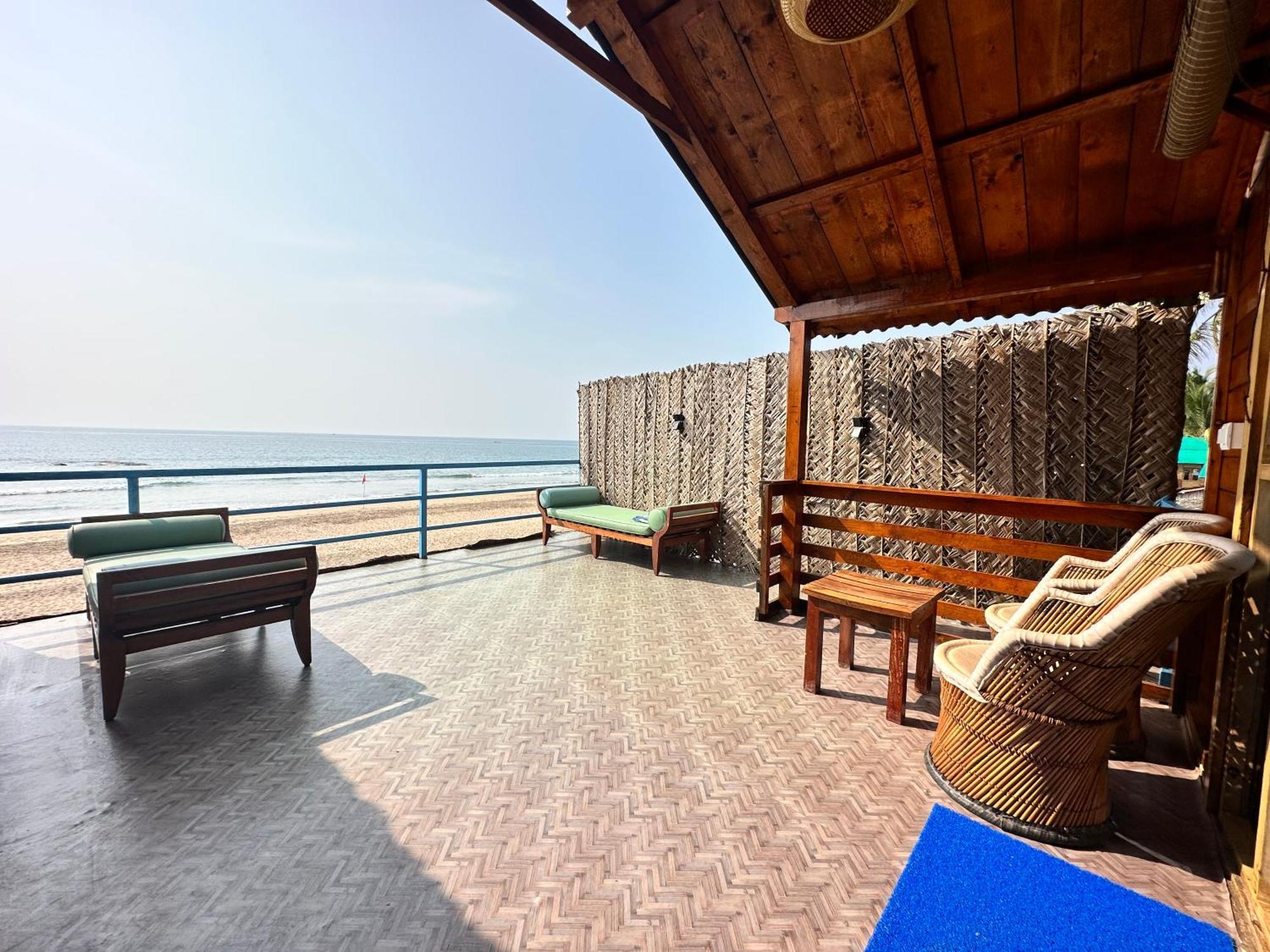 New Common Home Agonda Exterior photo