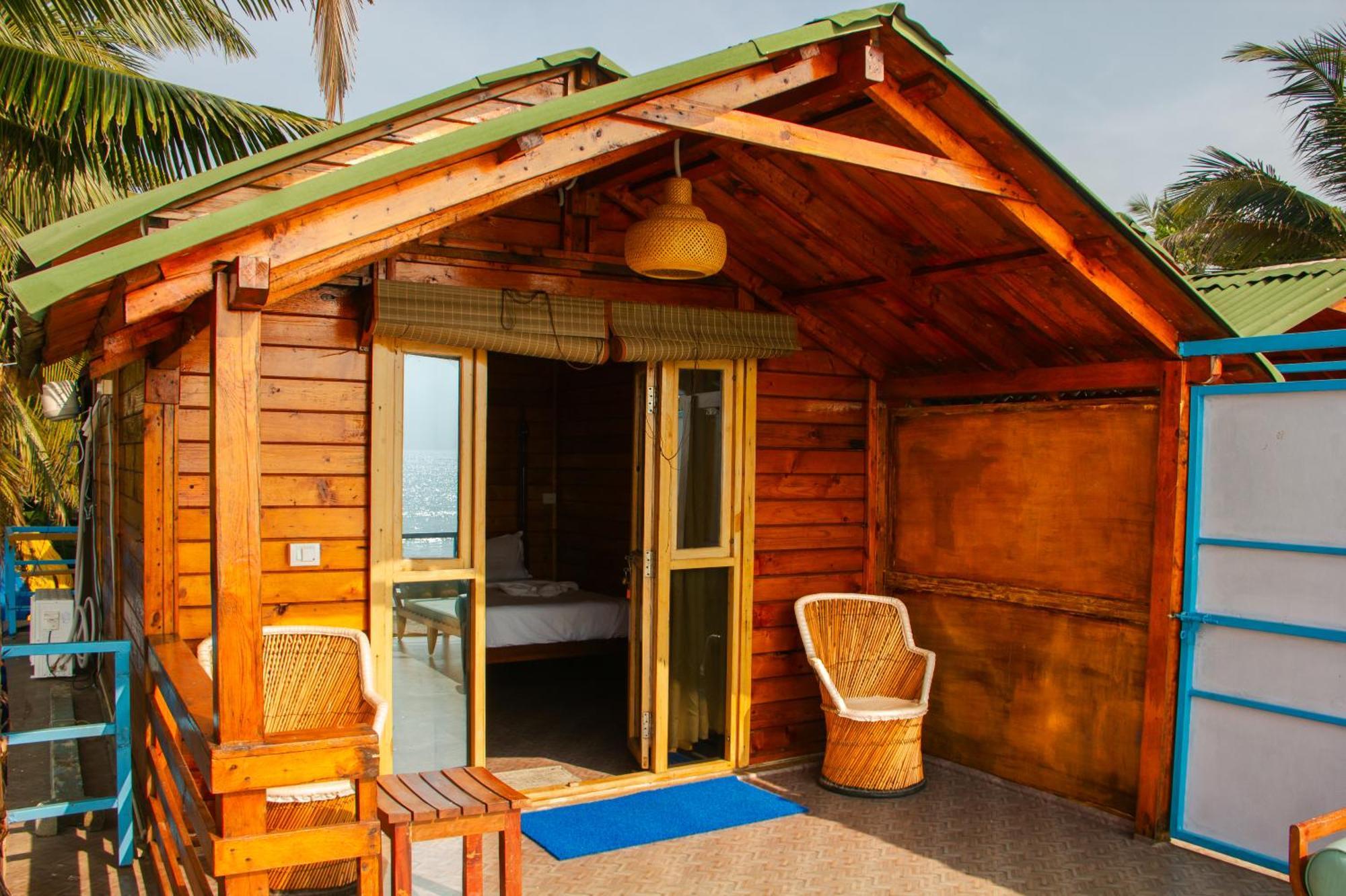 New Common Home Agonda Exterior photo