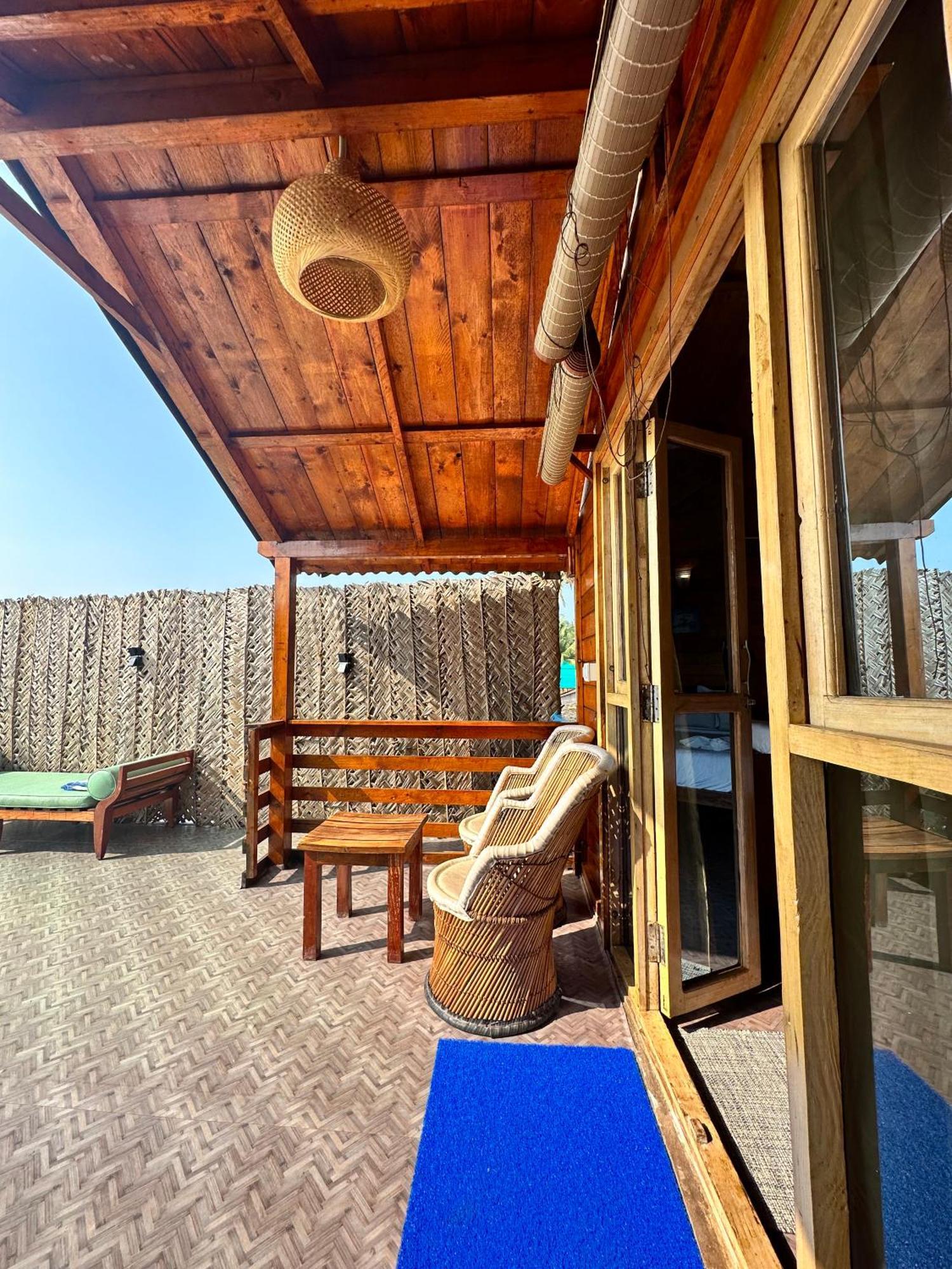 New Common Home Agonda Room photo